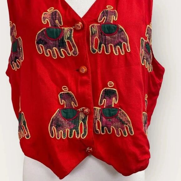 90's Vintage red embroidered vest. Women's small. Fall gold green tapestry - Picture 3 of 16